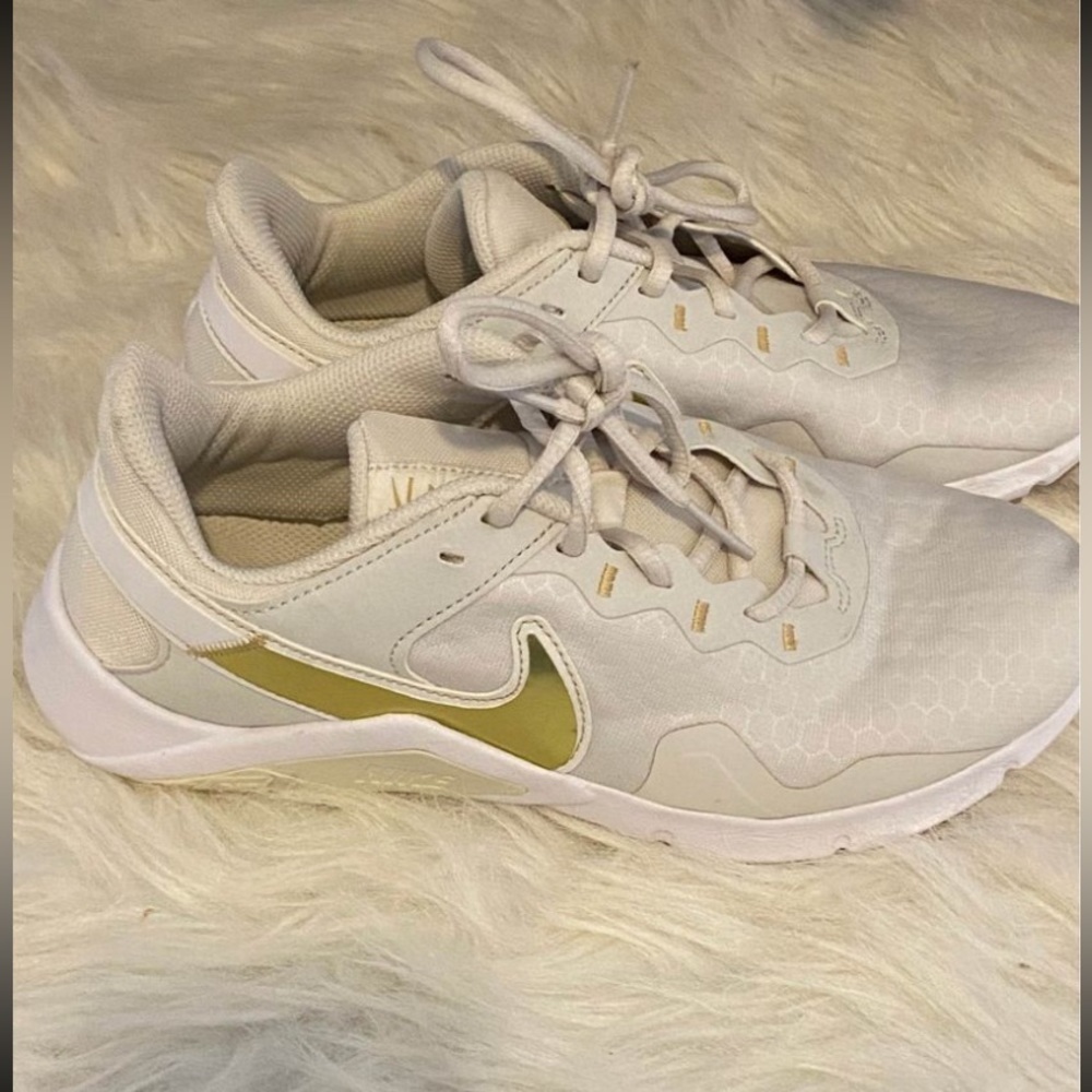 Nike renew ride
